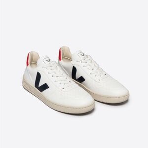 Veja V-10 CWL WHITE NAUTICO PEKIN